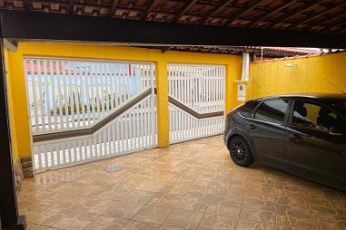 BELÍSSIMA CASA, AMPLA E ACABAMENTO FINO