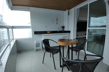 EXCELENTE APARTAMENTO AMPLO, FINO ACABAMENTO E LAZER COMPLETO