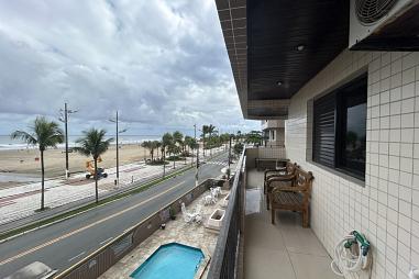 EXCELENTE APARTAMENTO, AMPLO E FINO ACABAMENTO