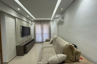 BELÍSSIMA COBERTURA COM ACABAMENTO FINO E PISCINA PRIVATIVA