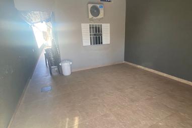 BELÍSSIMA CASA LOCALIZADA NO CAIÇARA