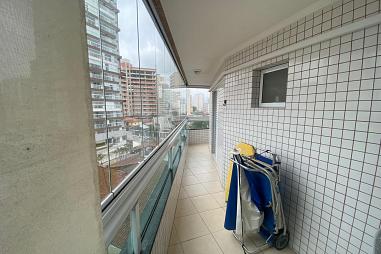 BELISSÍMO APARTAMENTO, COM FINO ACABAMENTO E ÓTIMA LOCALIZAÇÃO