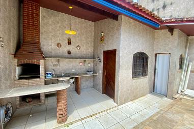 BELÍSSIMA CASA, À 200M DO MAR