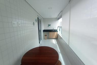 BELISSÍMO APARTAMENTO, LAZER E À 550m DO MAR