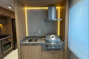 BELÍSSIMO APARTAMENTO, À 700M DO MAR E LAZER COMPLETO