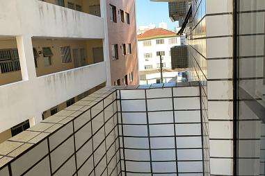 BELÍSSIMO APARTAMENTO, FINO ACABAMENTO À 300 METROS DO MAR