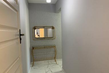 BELÍSSIMO APARTAMENTO, FINO ACABAMENTOO À 300 METROS DO MAR