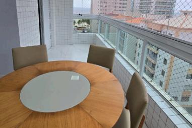 BELÍSSIMO APARTAMENTO, À 100M DO MAR E LAZER COMPLETO