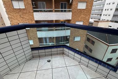 BELÍSSIMO APARTAMENTO EM LOCALIZAÇÃO PRIVILEGIADA Á 450M DO MAR