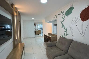 EXCELENTE APARTAMENTO, AMPLO E FINO ACABAMENTO