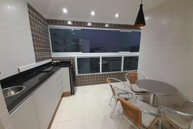 EXCELENTE APARTAMENTO, À 150M DO MAR E LAZER COMPLETO