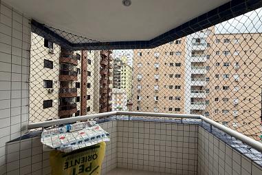 BELÍSSIMO APARTAMENTO, À 200M DO MAR E LAZER COMPLETO