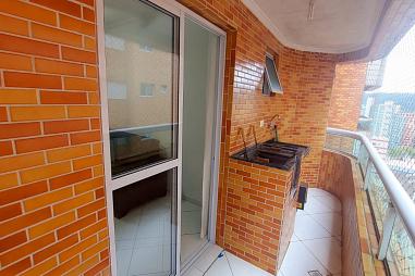 BELÍSSIMO APARTAMENTO, À 200M DO MAR E LAZER COMPLETO