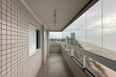 BELÍSSIMO APARTAMENTO, AMPLO E LAZER COMPLETO