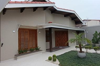 BELÍSSIMA CASA A 390M DO MAR E COM AREA GOURMET