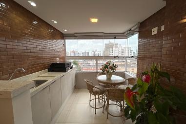 EXCELENTE APARTAMENTO A 400M DO MAR COM AREA DE LAZER COMPLETO