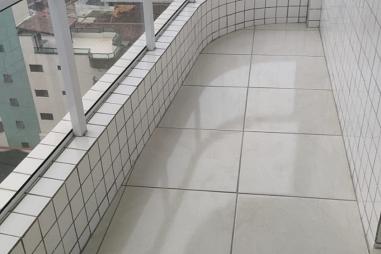 BELISSÍMO APARTAMENTO, À 250M DO MAR E LAZER COMPLETO