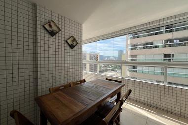 EXCELENTE APARTAMENTO, À 100M DO MAR E LAZER COMPLETO