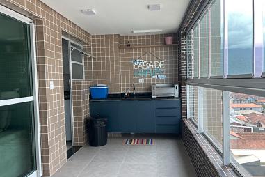 EXCELENTE APARTAMENTO A 20M DO MAR E COM AREA DE LAZER COMPLETO