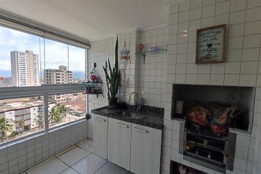 BELÍSSIMO APARTAMENTO, À 80M DO MAR E LAZER COMPLETO