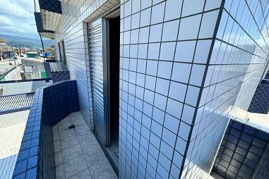 BELÍSSIMO APARTAMENTO, À 600M DO MAR E LAZER COMPLETO