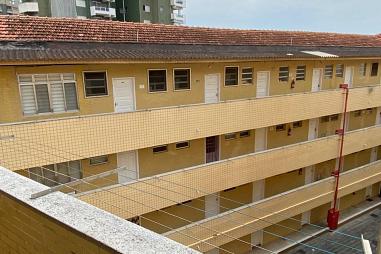 BELÍSSIMA KITNET, À 20M DO MAR