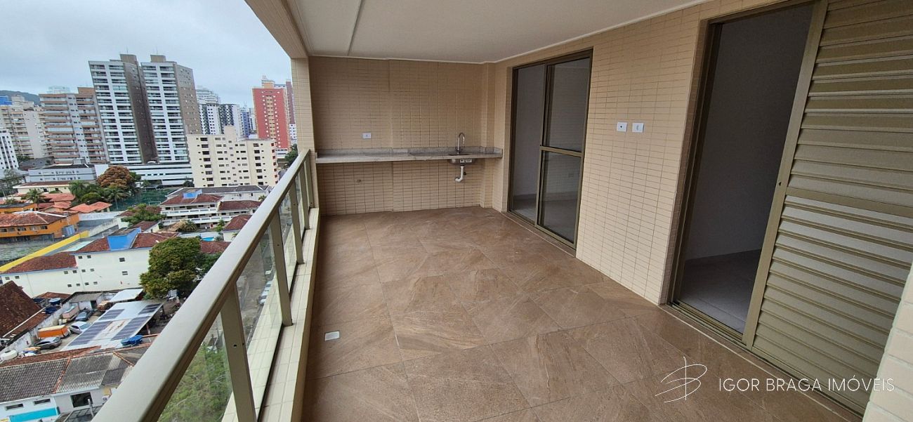 EXCELENTE APARTAMENTO, À 850M DO MAR E LAZER COMPLETO