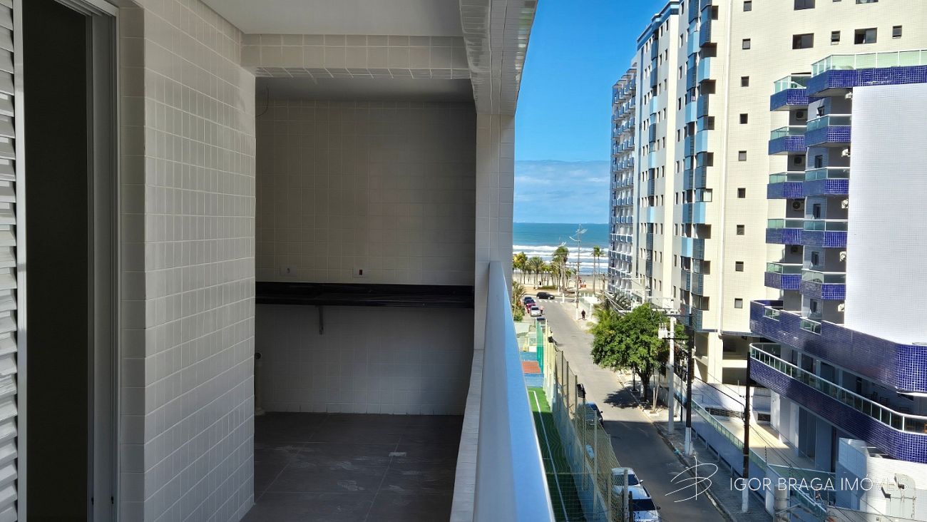 INCRÍVEL APARTAMENTO Á 100M DO MAR COM LAZER COMPLETO