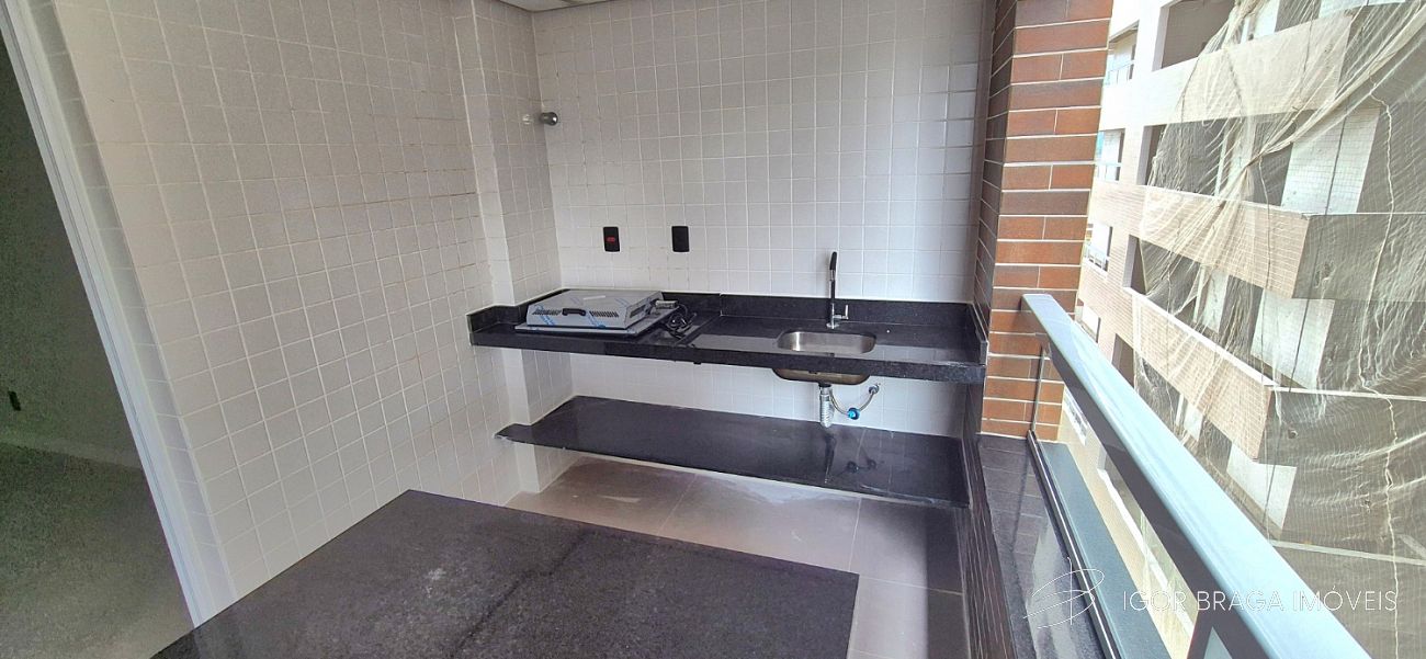 EXCELENTE APARTAMENTO A 500M DO MAR COM LAZER COMPLETO