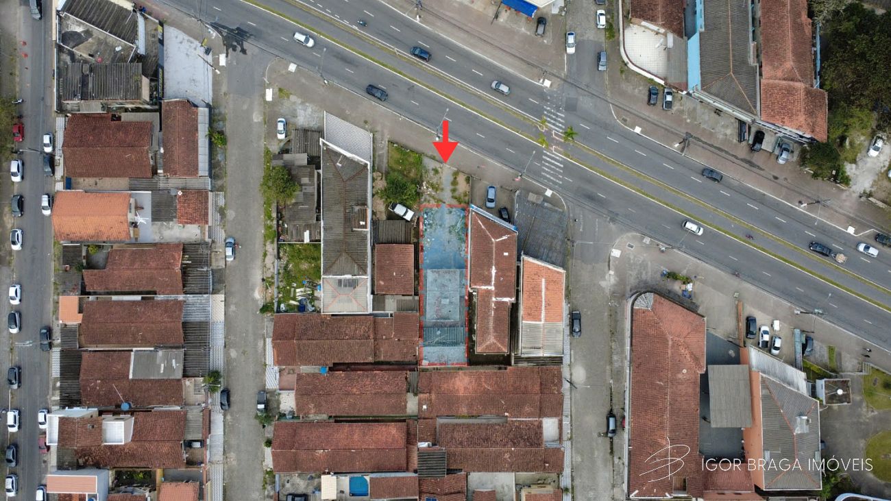 EXCELENTE TERRENO, AMPLO E BEM LOCALIZADO