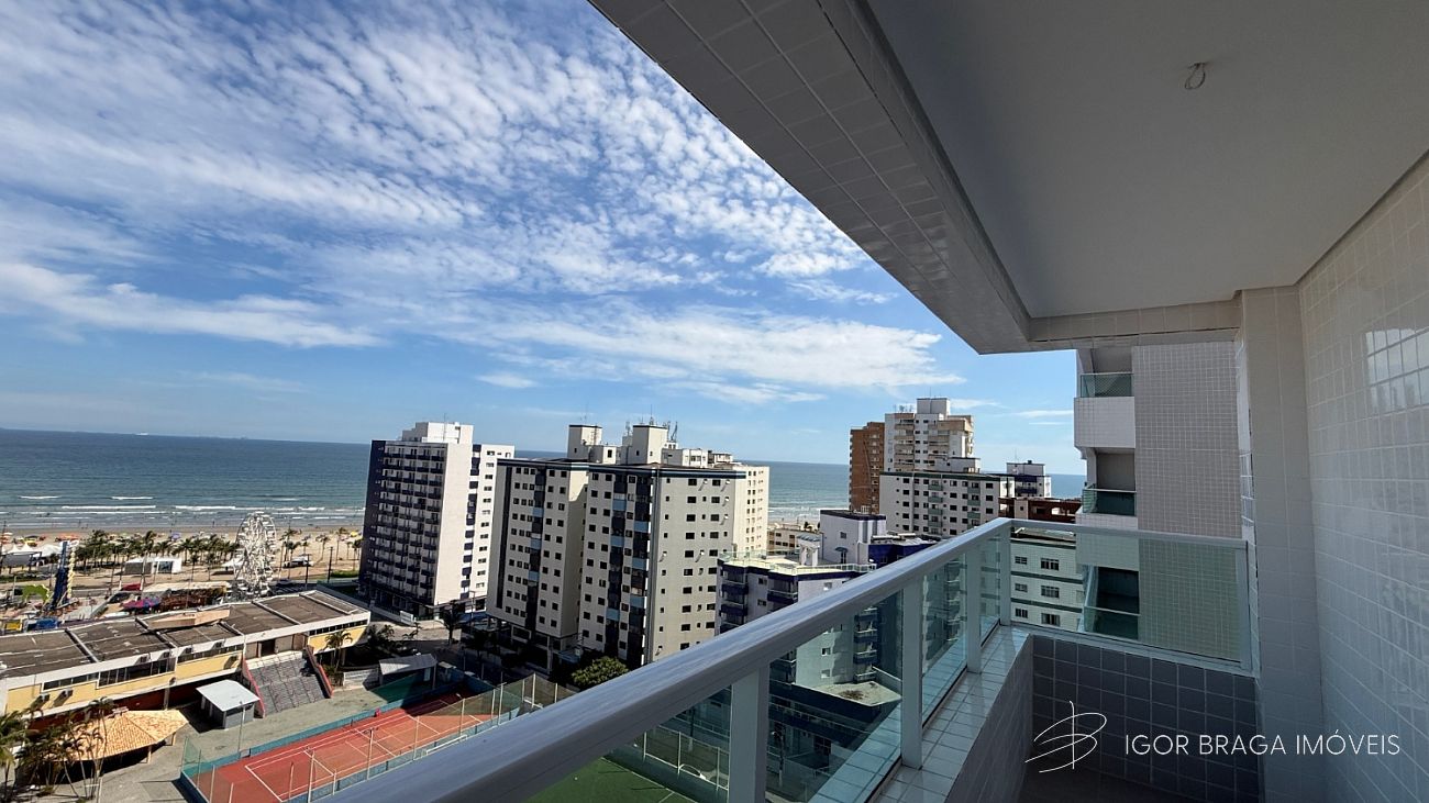 INCRÍVEL APARTAMENTO Á 100M DO MAR COM LAZER COMPLETO