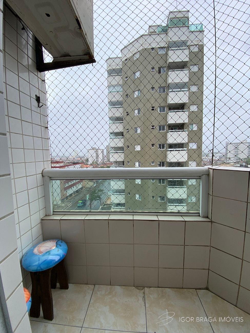 INCRÍVEL APARTAMENTO Á 150M DO MAR COM LAZER COMPLETO