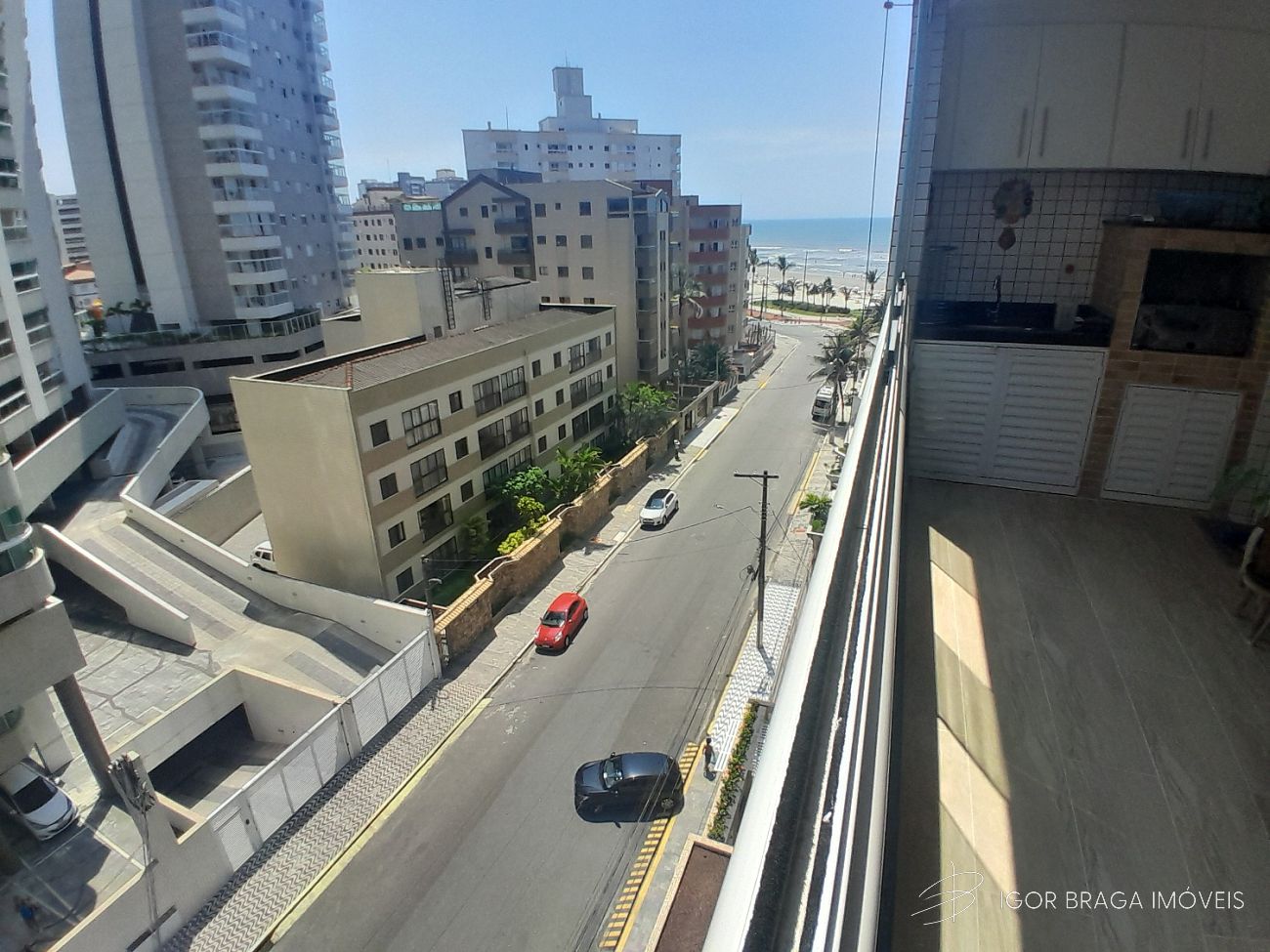 INCRÍVEL APARTAMENTO Á 10M DO MAR COM LAZER COMPLETO