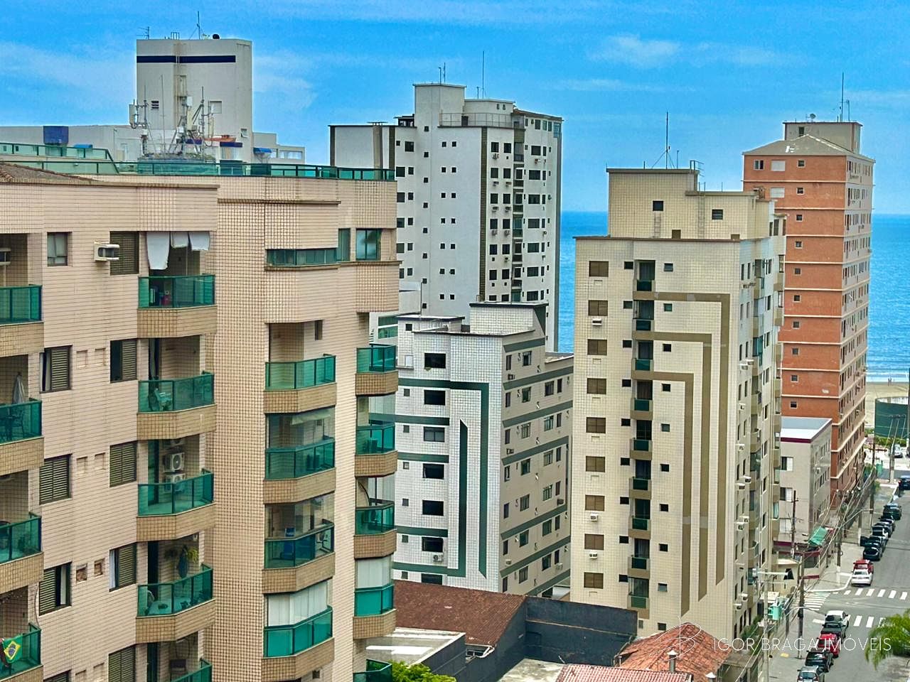 INCRÍVEL APARTAMENTO Á 250M DO MAR COM LAZER COMPLETO