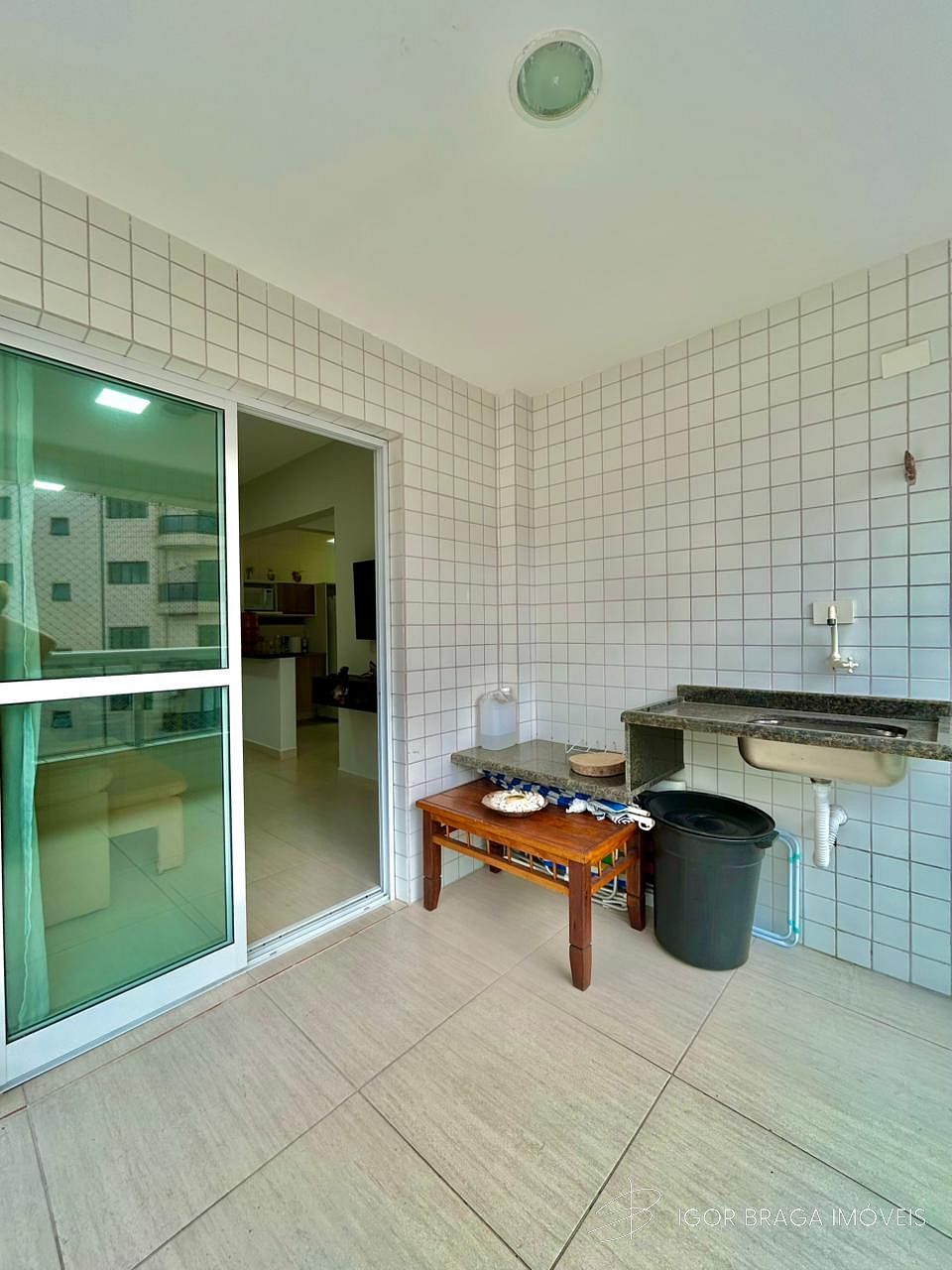 INCRÍVEL APARTAMENTO Á 150M DO MAR COM LAZER COMPLETO