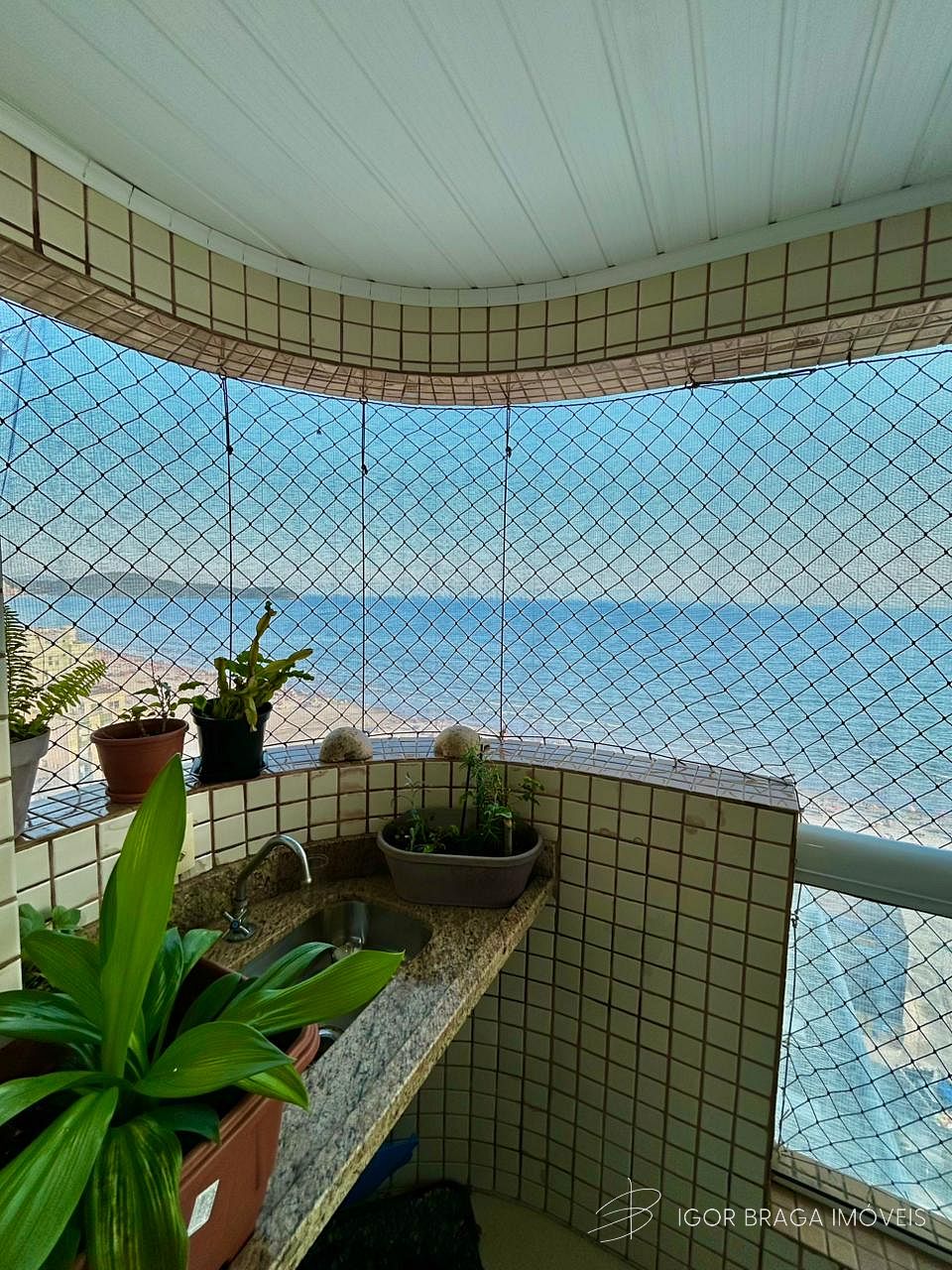BELISSIMO APARTAMENTO, À 80m DO MAR E LAZER