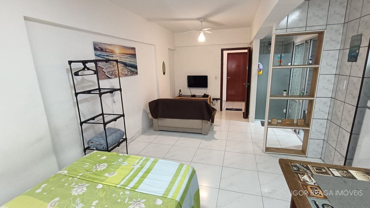 BELISSÍMA KITNET, FINO ACABAMENTO E LAZER COMPLETO