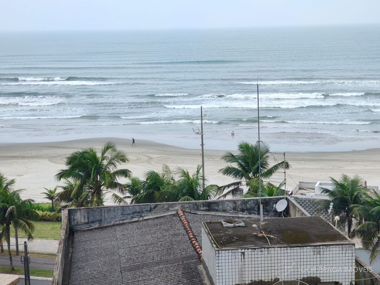 BELÍSSIMO APARTAMENTO AMPLO, ACABAMENTO FINO E LAZER COMPLETO