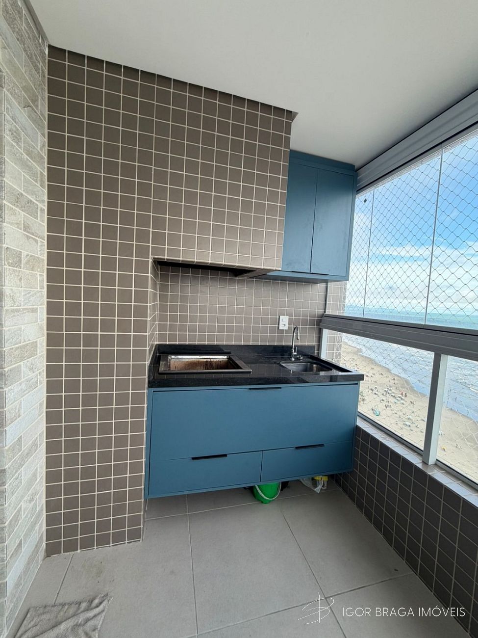 EXCELENTE APARTAMENTO, FINO ACABAMENTO E LAZER COMPLETO