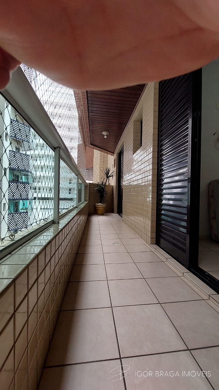 BELÍSSIMO APARTAMENTO, À 80M DO MAR E LAZER