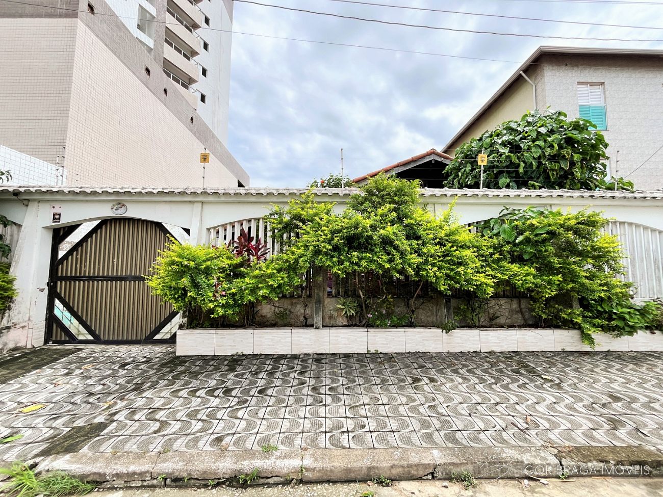 BELÍSSIMA CASA , À 200M DO MAR E LAZER COMPLETO