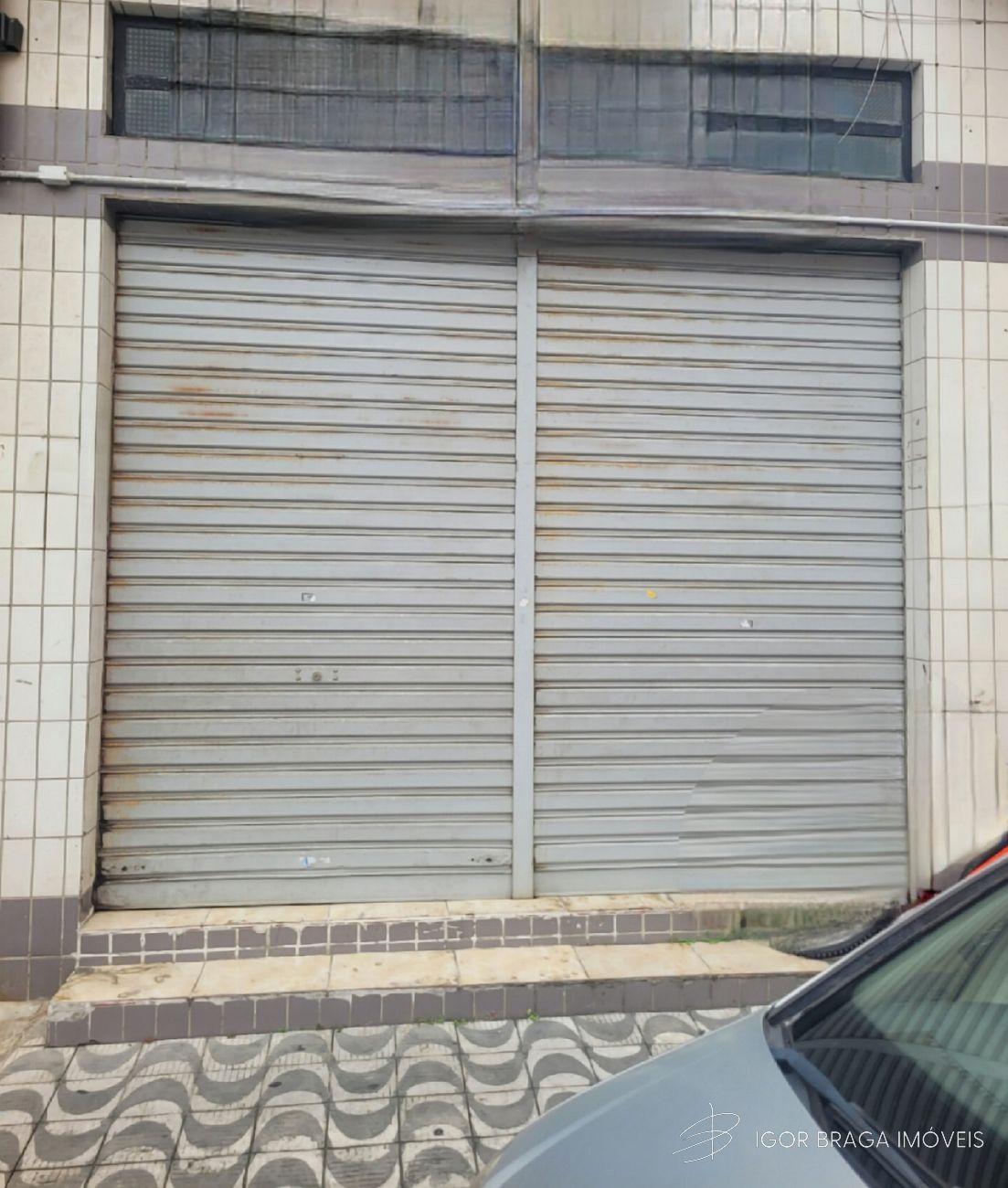 LOJA COMERCIAL, BEM LOCALIZADA E AMPLA