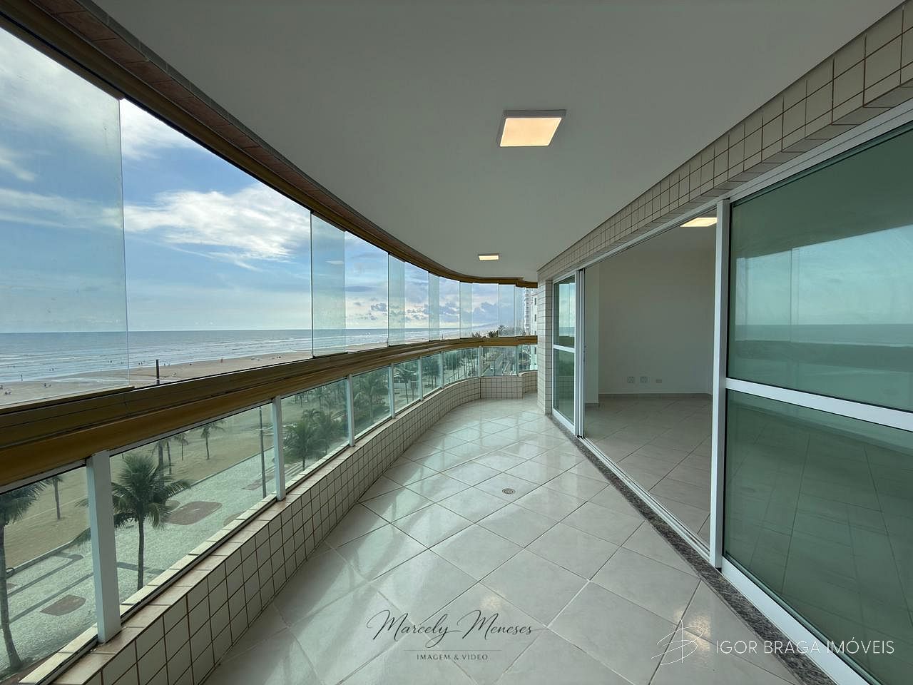 EXCELENTE APARTAMENTO, AMPLA E LAZER COMPLETO