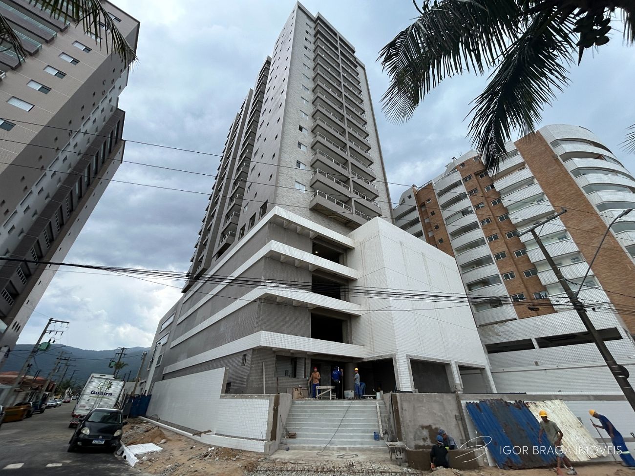 BELISSÍMO APARTAMENTO, FINO ACABAMENTO E LAZER COMPLETO