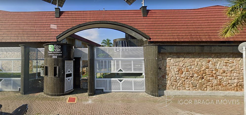 BELÍSSIMA CASA EM CONDOMÍNIO