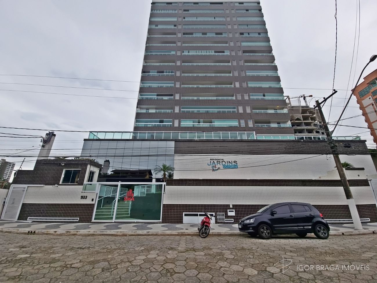 BELÍSSIMO APARTAMENTO, FINO ACABAMENTO E LAZER COMPLETO