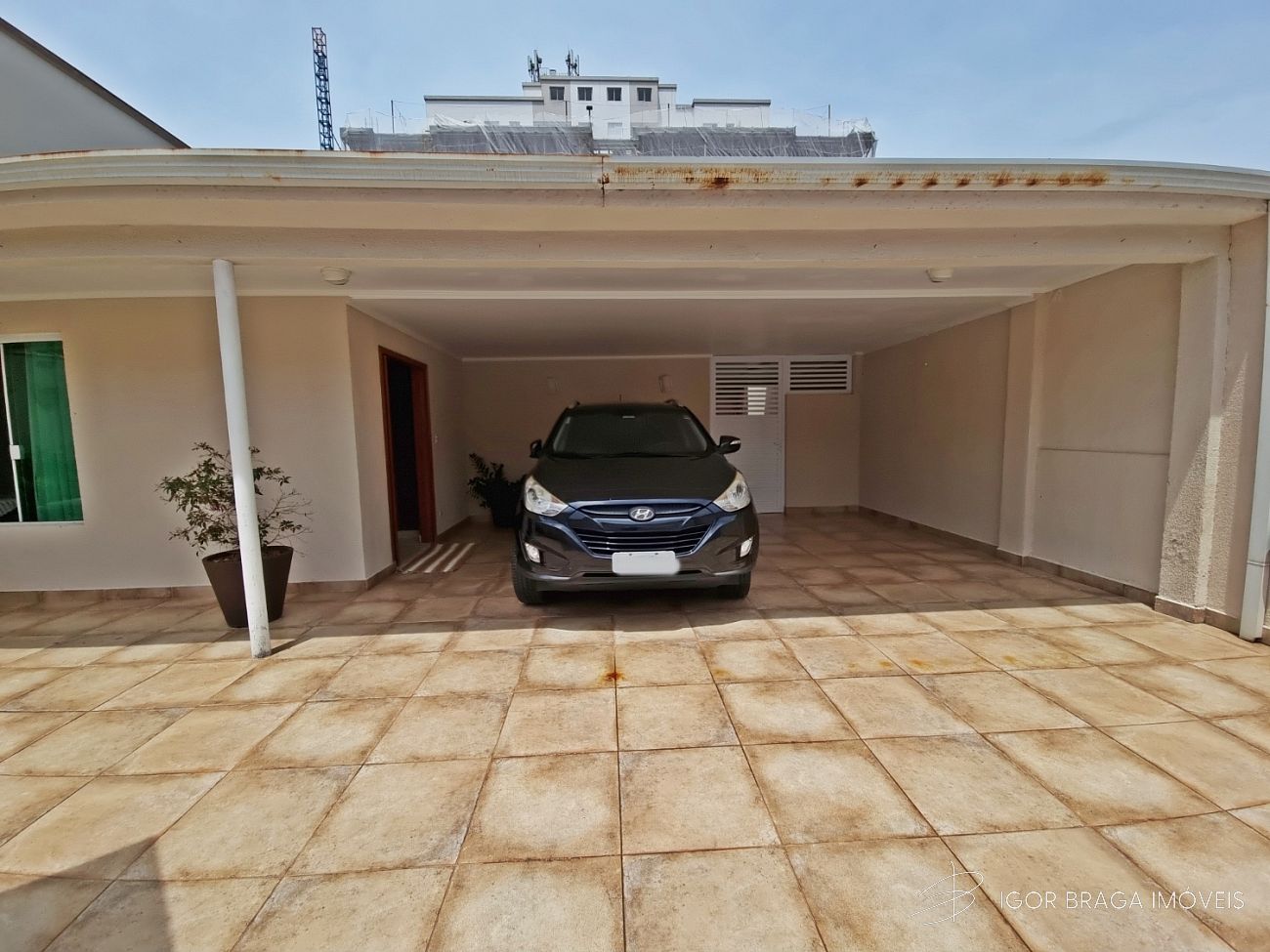 BELÍSSIMA CASA  ALTO PADRÃO