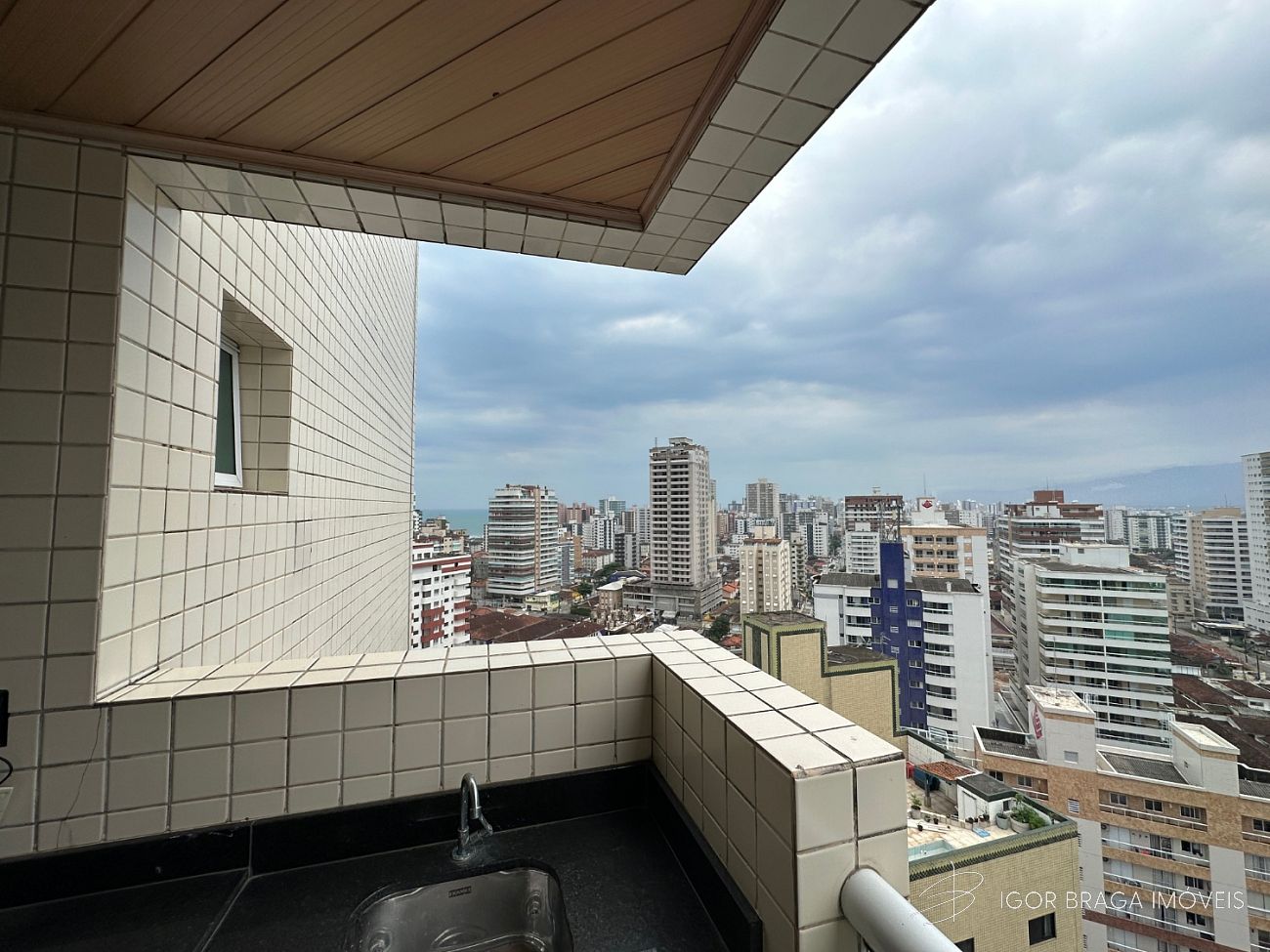 BELÍSSIMO APARTAMENTO, ACABAMENTO FINO E LAZER COMPLETO