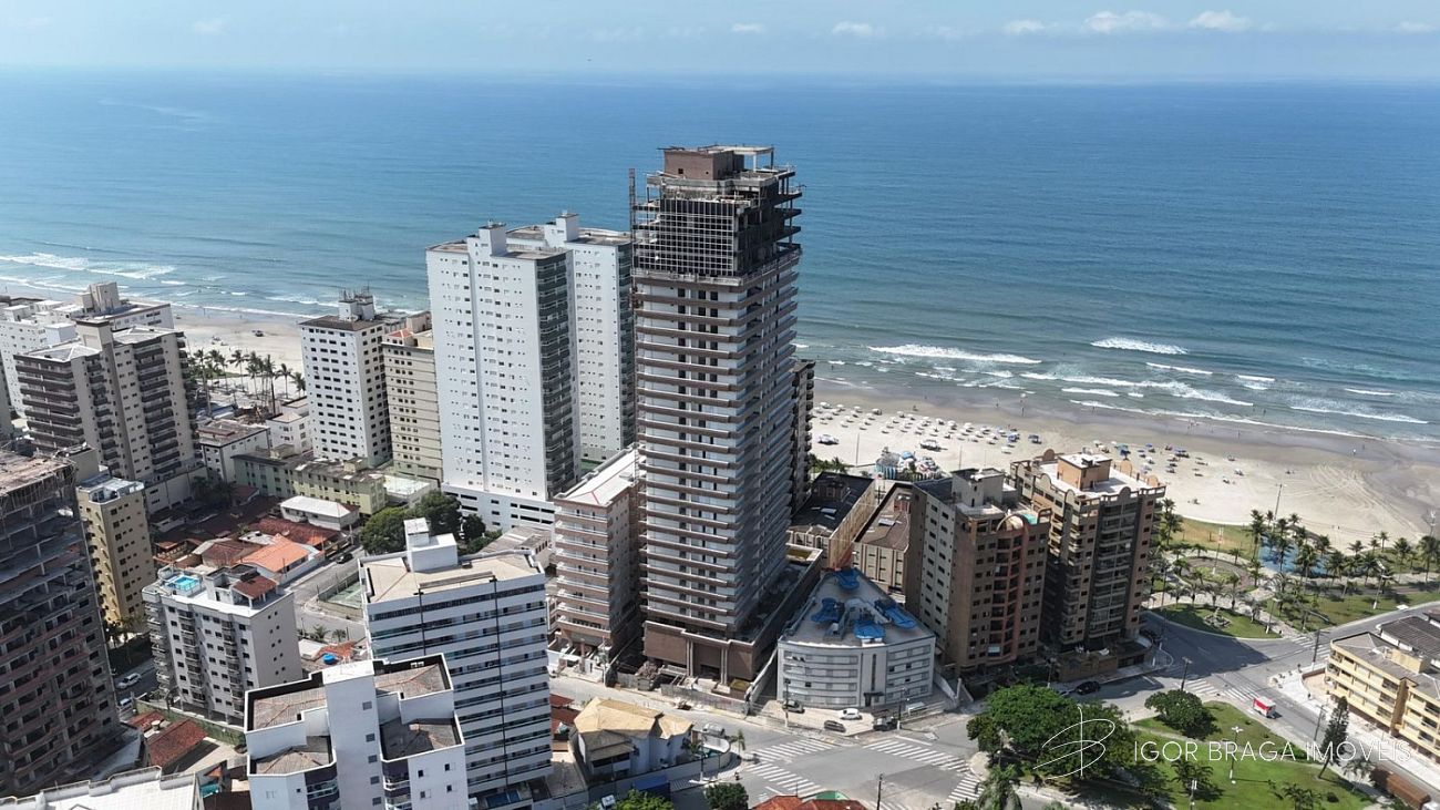BELÍSSIMO APARTAMENTO ALTO PADRÃO, VISTA  MAR E AMPLO