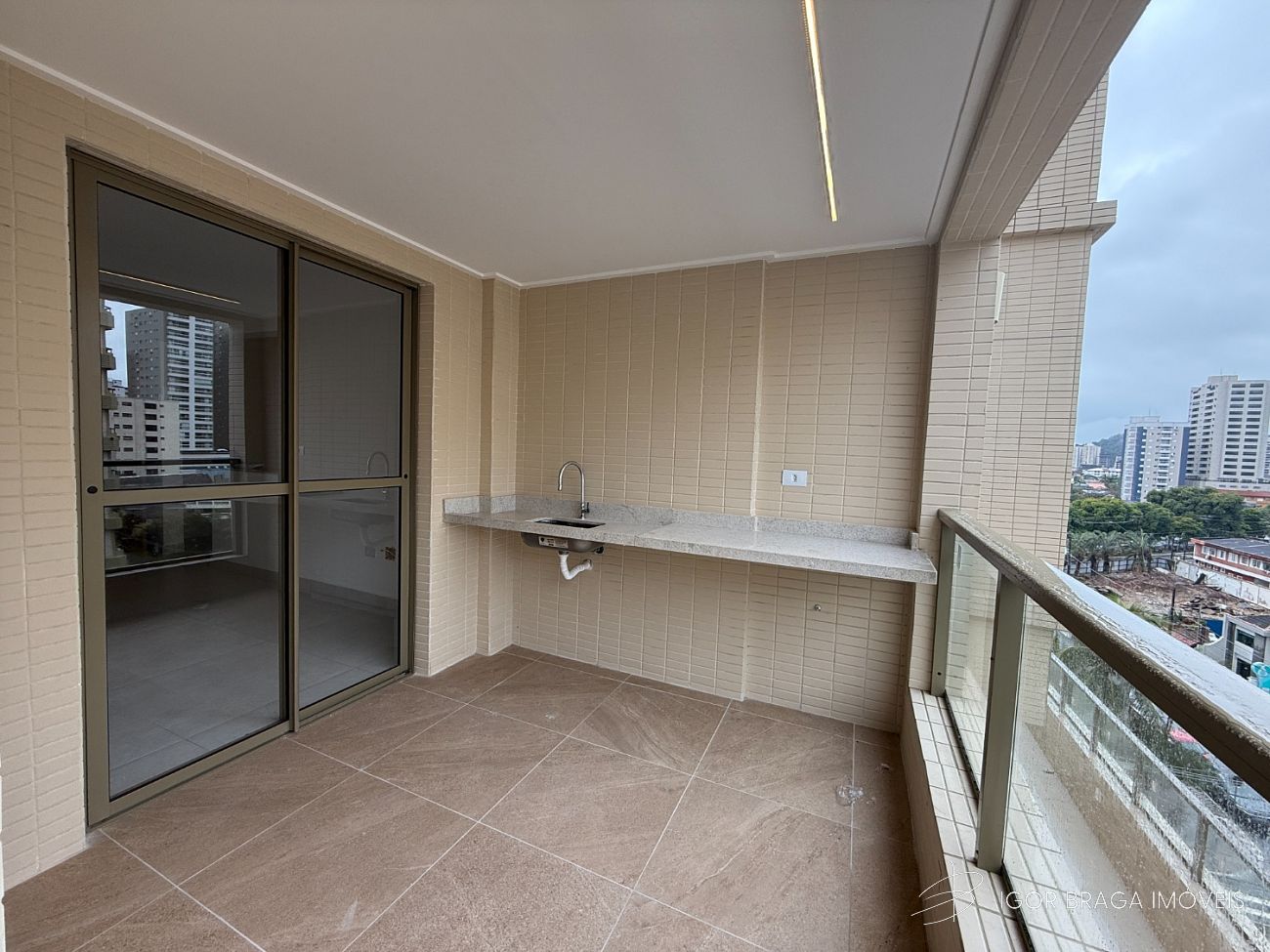 EXCELENTE APARTAMENTO, FINO ACABAMENTO E LAZER COMPLETO